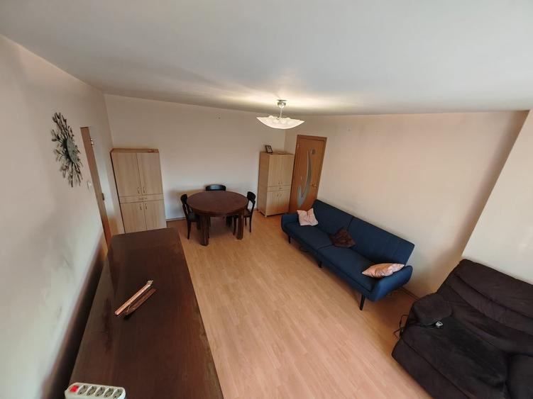 Apartament cu 2 camere semidecomandat în Titan