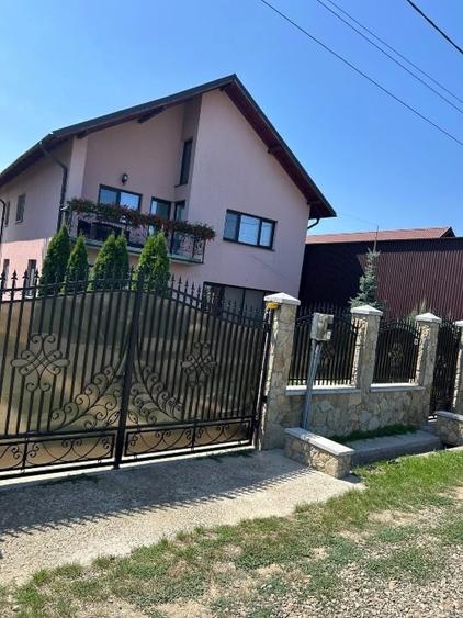 Casă cu 5 camere cu Canalizare în Draxini