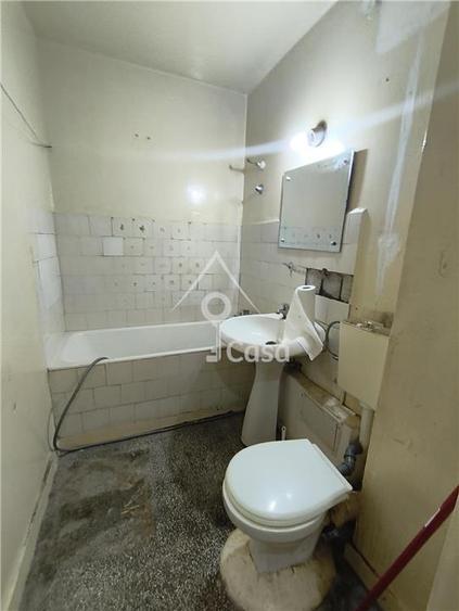 Apartament cu 2 camere semidecomandat în Brâncoveanu