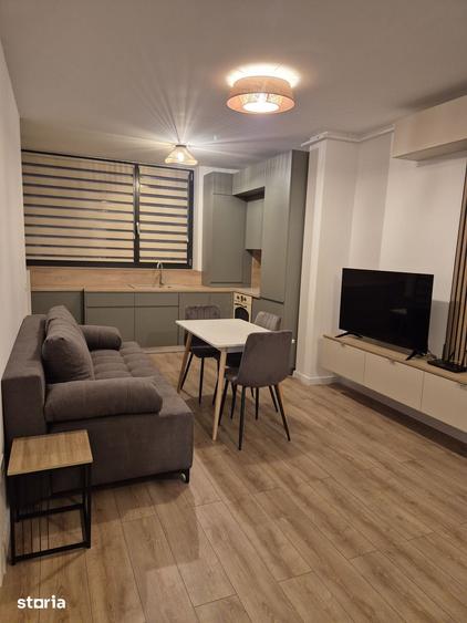 Apartament cu 2 camere decomandat în Torontalului