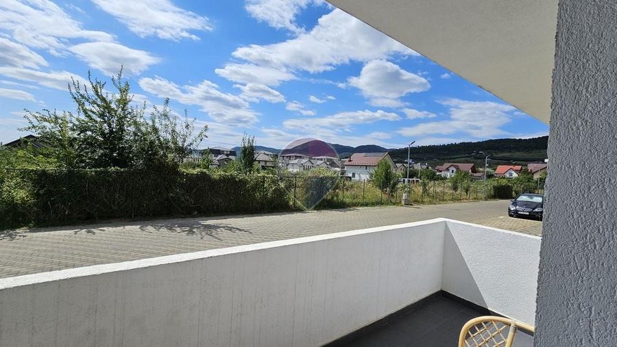 Apartament cu 2 camere decomandat, mobilat în Calea Romanului
