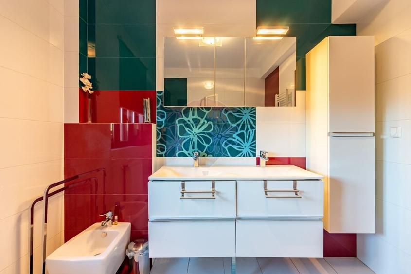 Casă individuală cu 7 camere cu Piscina în Balotești
