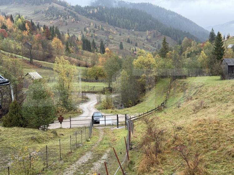 Casă individuală cu 5 camere cu Teren 866 Mp în Câmpulung Moldovenesc