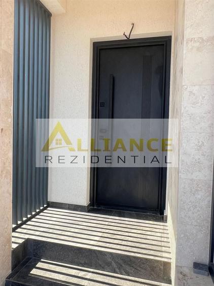 Casa individuala - 4 camere  - 2 bai - in ansamblu rezidential-str asfaltata - 4