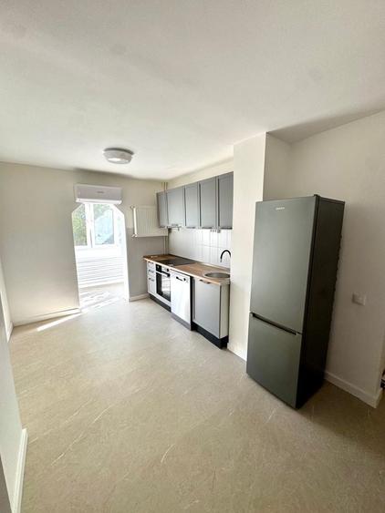 Apartament cu 3 camere decomandat în Decebal
