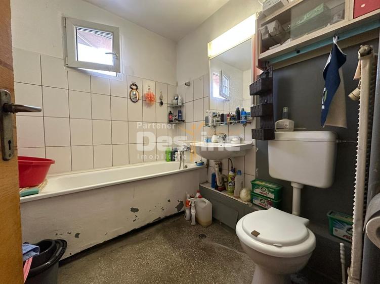 Apartament 3 camere decomandat - 2 bai - etaj 7/8 in zona Vitan - 15