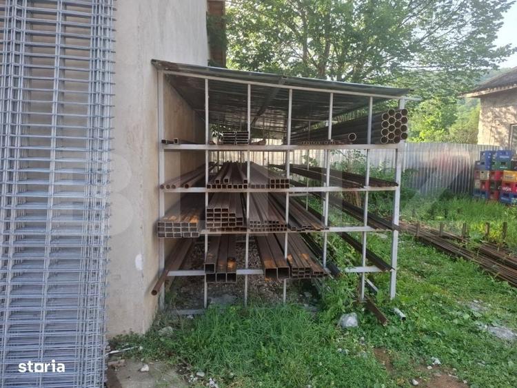 Spațiu comercial, de 200 mp, în Glod