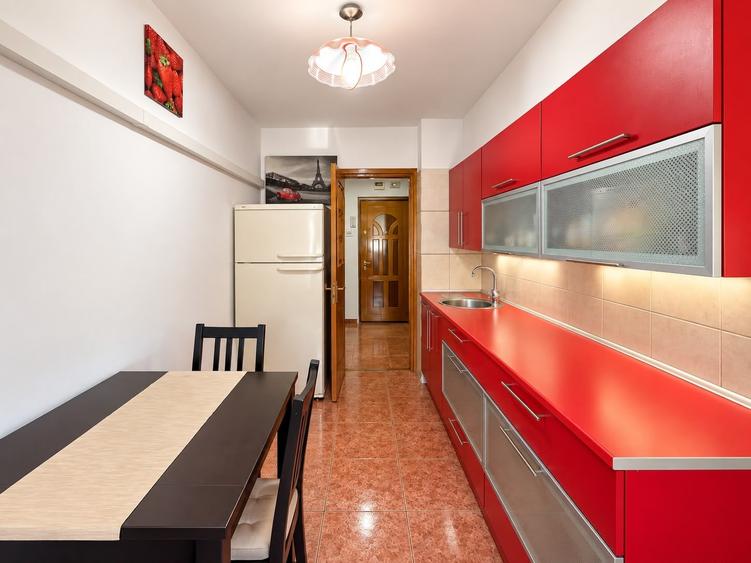 Apartament cu 2 camere decomandat, mobilat în Tomis II