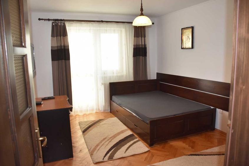 Apartament cu 2 camere semidecomandat în Sud