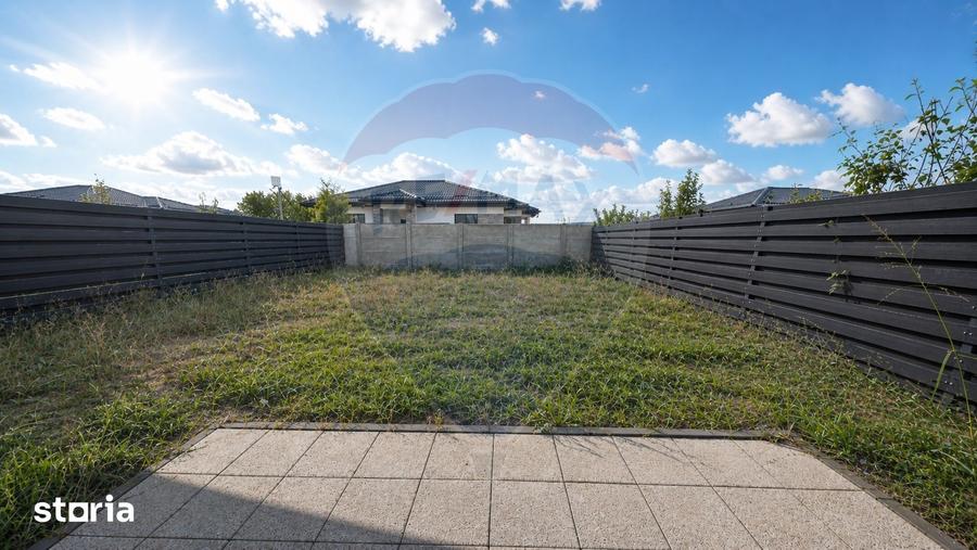 Casă cu 4 camere cu Piscina în Corbeanca
