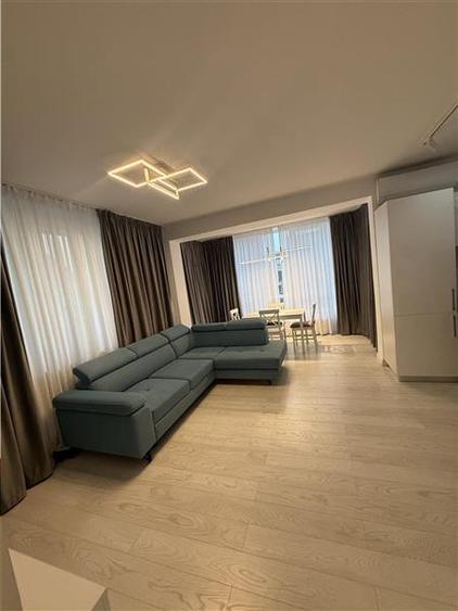 Apartament cu 2 camere decomandat, mobilat în Nord