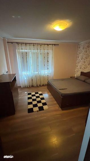 Apartament cu 3 camere decomandat în George Enescu