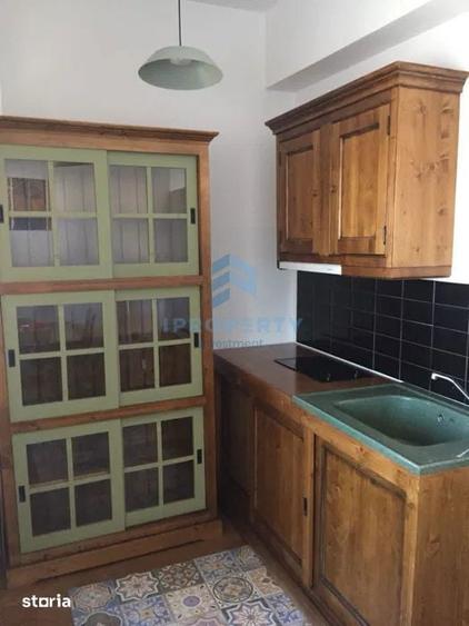 Apartament cu 3 camere, mobilat în Universitate