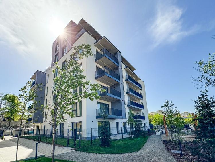 Apartament cu 2 camere decomandat în Tei