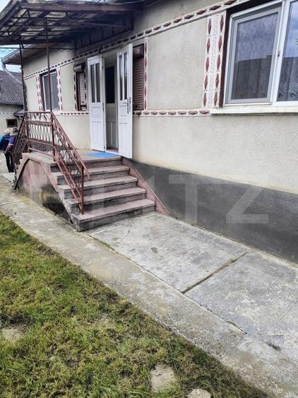 Casă individuală cu 2 camere decomandat cu Canalizare în Exterior Nord