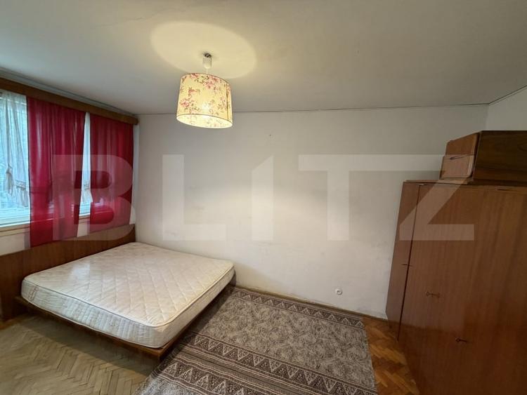 Apartament cu 2 camere semidecomandat, mobilat în 1 Mai