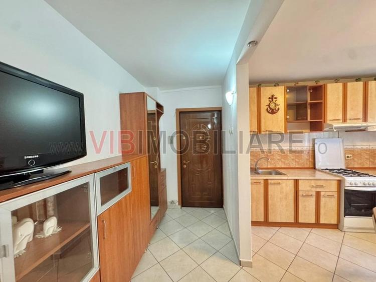 Apartament cu 2 camere decomandat în P-ța Alba Iulia