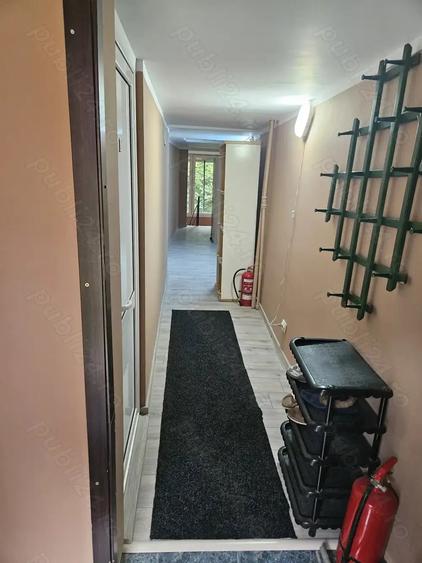 Casă cu 4 camere în Lupeni