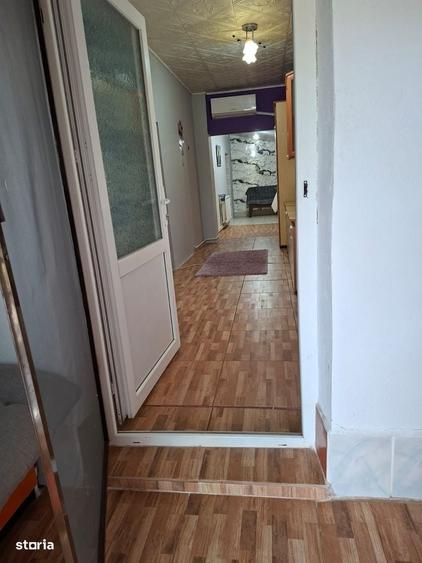 Casă cu 3 camere în Limanu