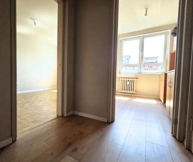 Apartament cu 2 camere semidecomandat în Sud