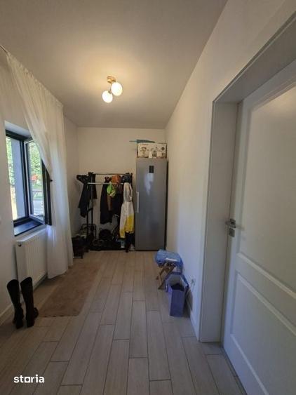 Casă cu 3 camere cu Teren 1780 Mp în Griviței