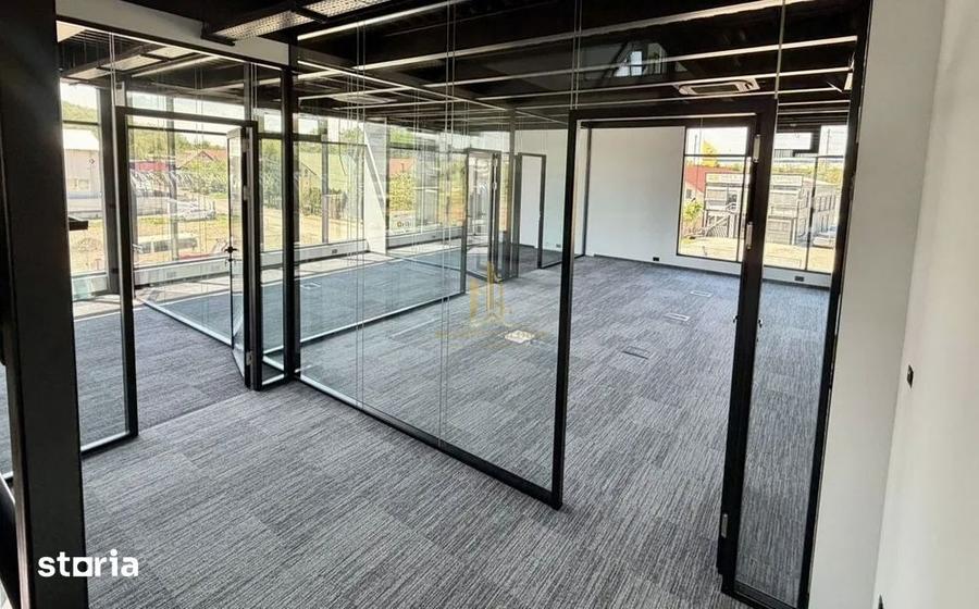 Spațiu comercial, de 1,400 mp, în Central