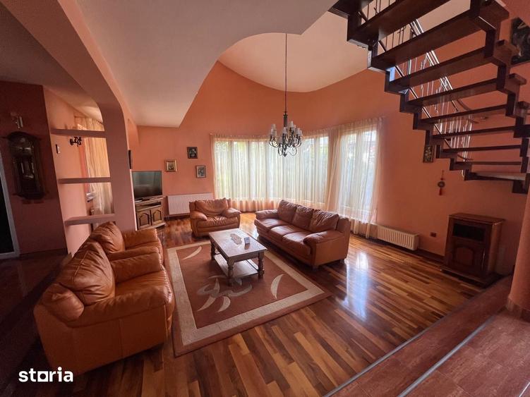 Casă cu 4 camere cu Teren 678 Mp în Europa
