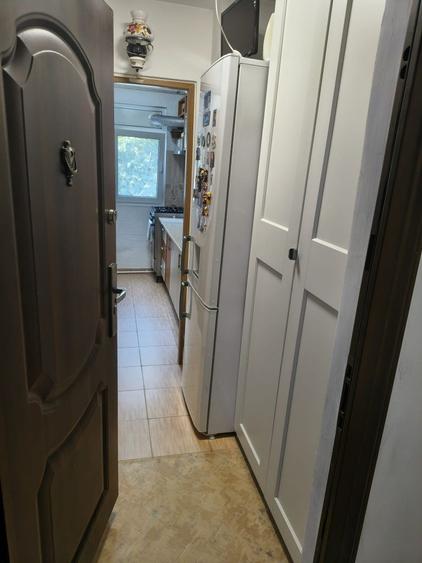 Apartament cu 2 camere semidecomandat în Progresul