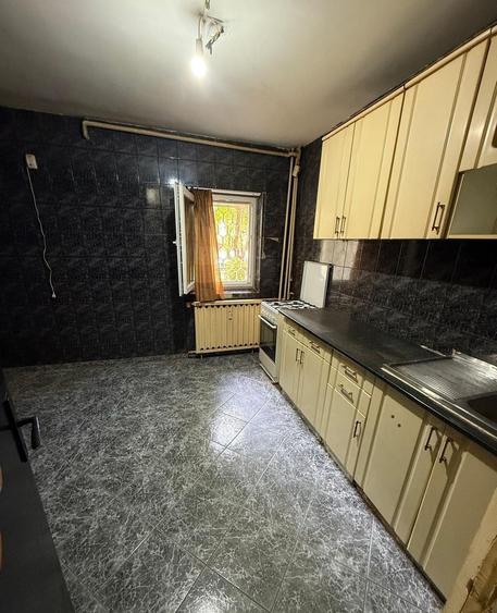 Apartament cu 2 camere decomandat în Colentina