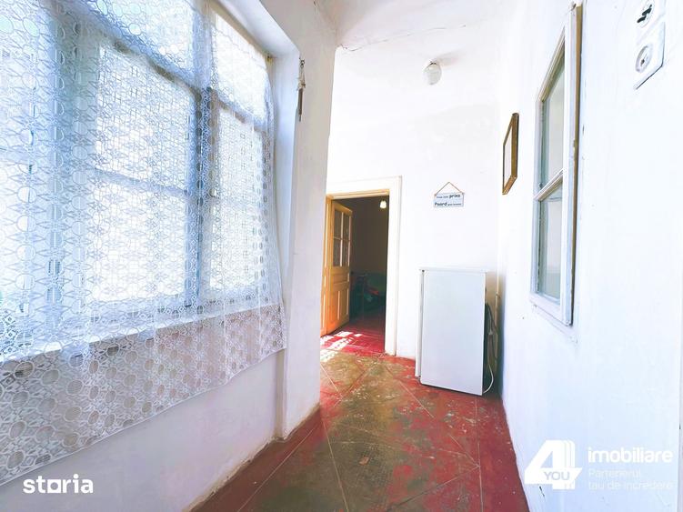 Casă cu 3 camere cu Teren 749 Mp în Central
