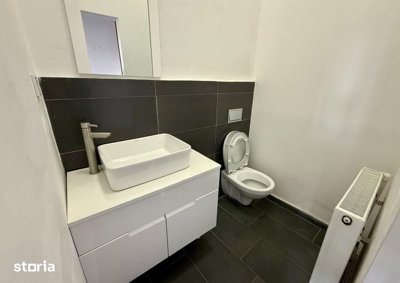 Spațiu comercial, de 40 mp, în Central
