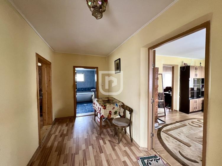 Casă individuală cu 3 camere cu Canalizare în Periferie