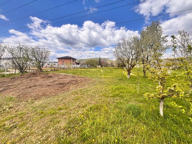 Teren Construcții intravilan de 550 mp, în Unirea