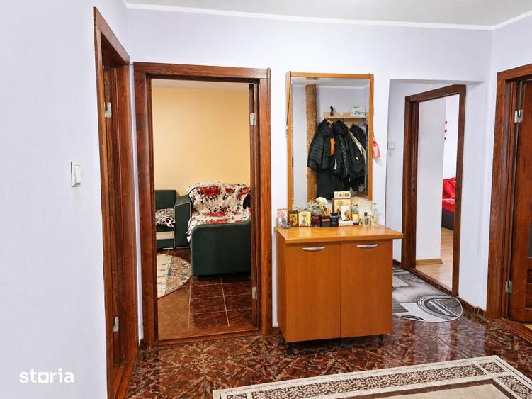 Apartament 3 camere decomandat, 71 mpzona Mioritei, 86.000 - 7