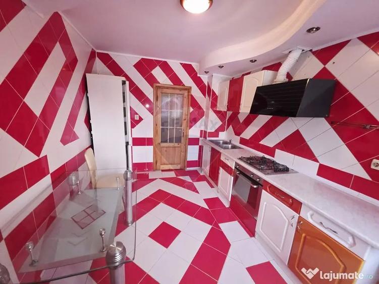 Apartament cu 2 camere decomandat în 1 Mai