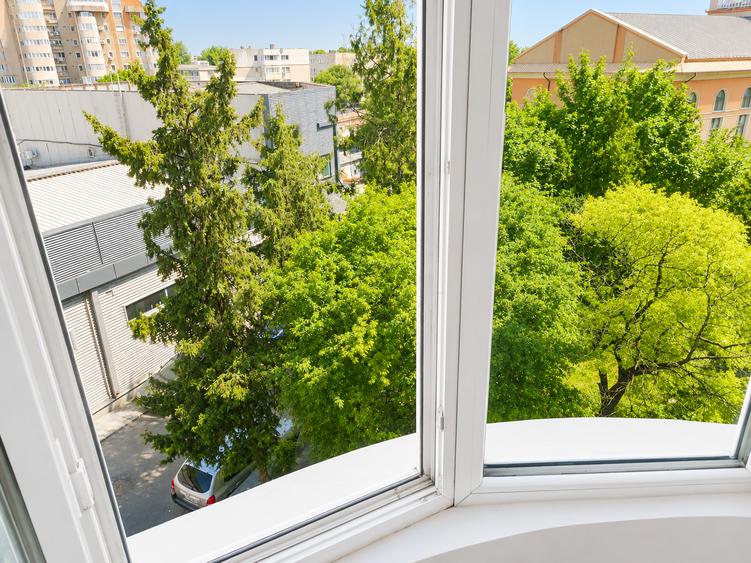 Apartament cu 2 camere decomandat în Tomis III