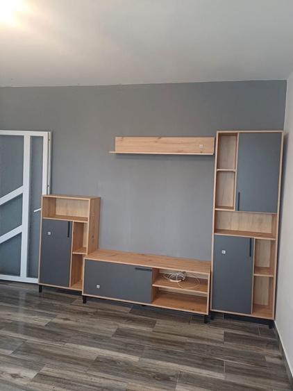 Apartament cu 2 camere nedecomandat în Central