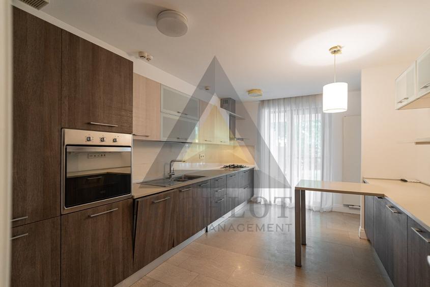 Duplex cu 10 camere cu Piscina în Pipera