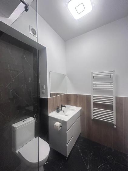 Apartament cu 2 camere semidecomandat în Florești