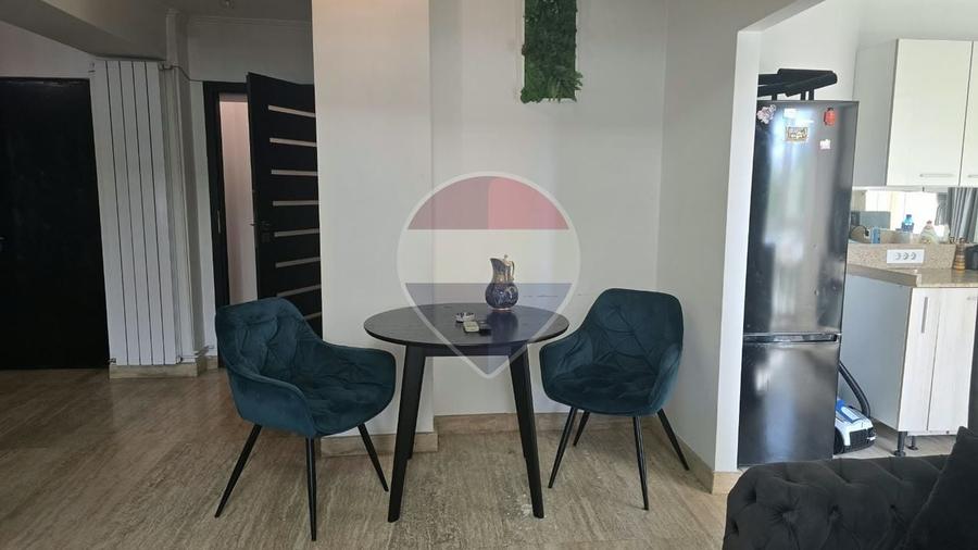 Apartament cu 3 camere decomandat, mobilat în Unirii