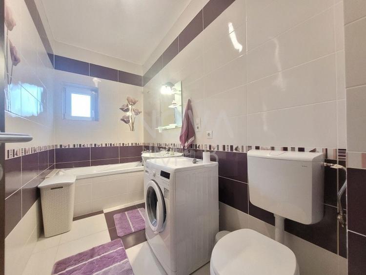 Apartament cu 2 camere decomandat, mobilat în Piața Cluj