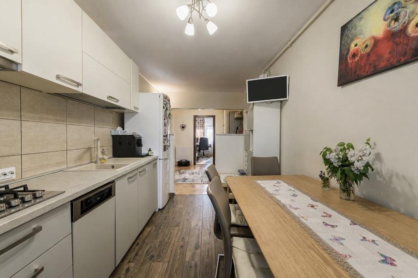 Apartament cu 3 camere decomandat, mobilat în Mănăștur