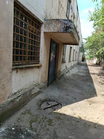 Spațiu comercial, de 700 mp, în Central