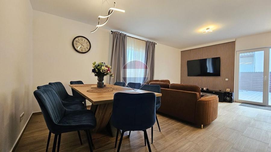 Casă individuală cu 4 camere cu Teren 400 Mp în Sânpetru