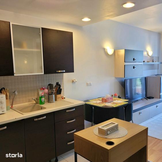 Apartament cu 2 camere în Tei