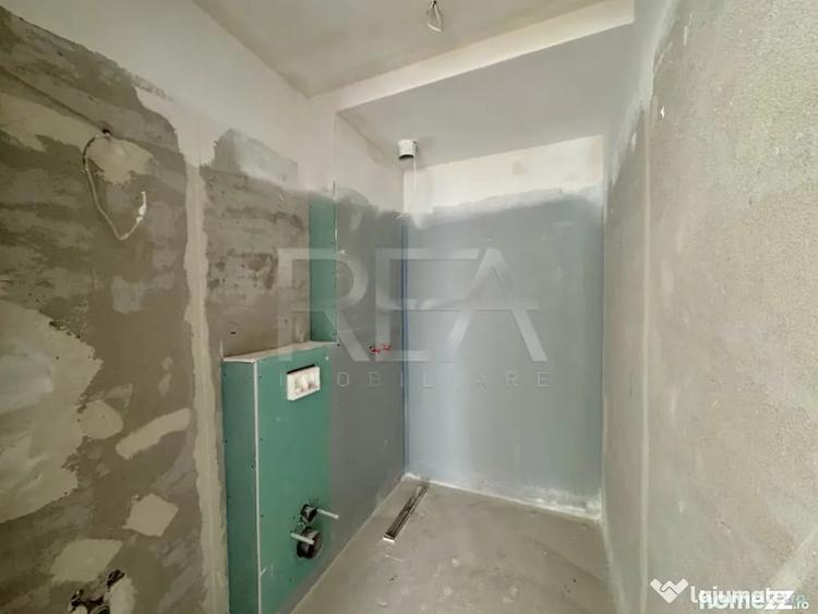 Apartament cu 3 camere decomandat în Matei Voievod