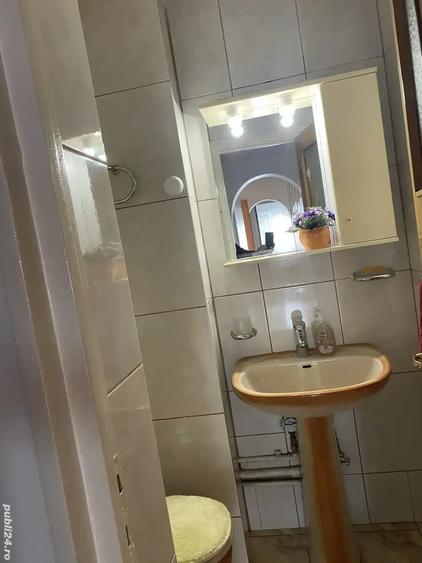 Apartament cu 3 camere decomandat în Pantelimon