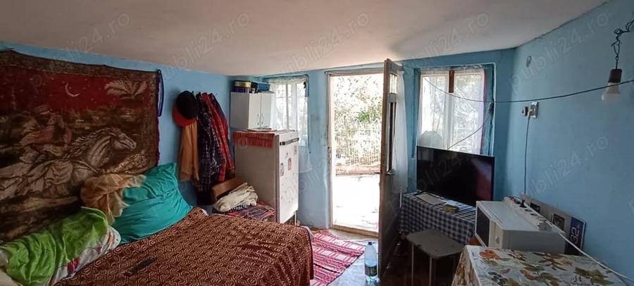 Casă cu 3 camere cu Teren 2681 Mp în Frumușelu