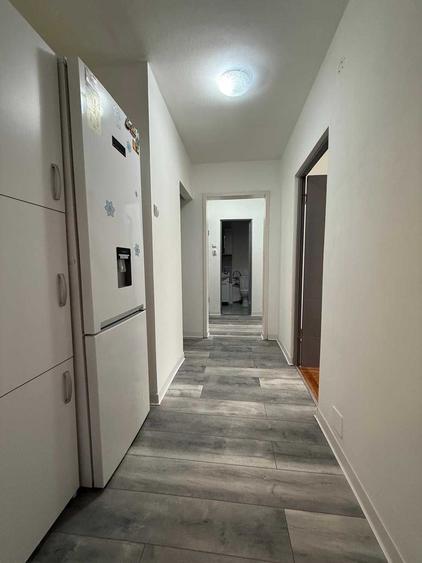 Apartament cu 3 camere decomandat în Basarabia