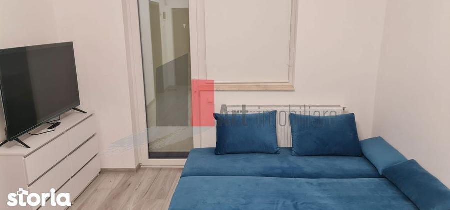 Garsonieră în Apărătorii Patriei